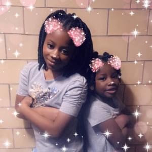 Meet your Posher, Ebony